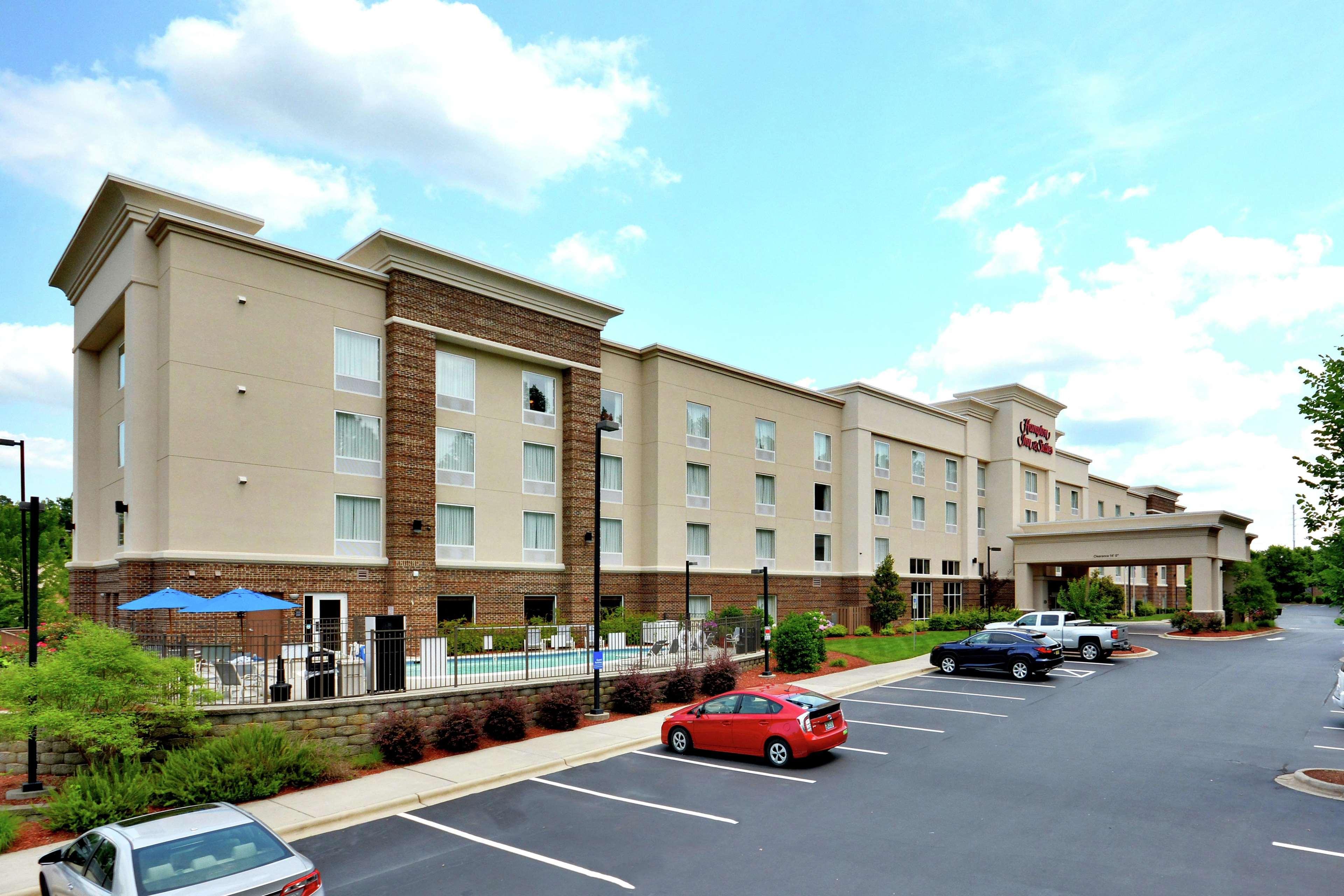 Hampton Inn & Suites Хънтърсвил Екстериор снимка